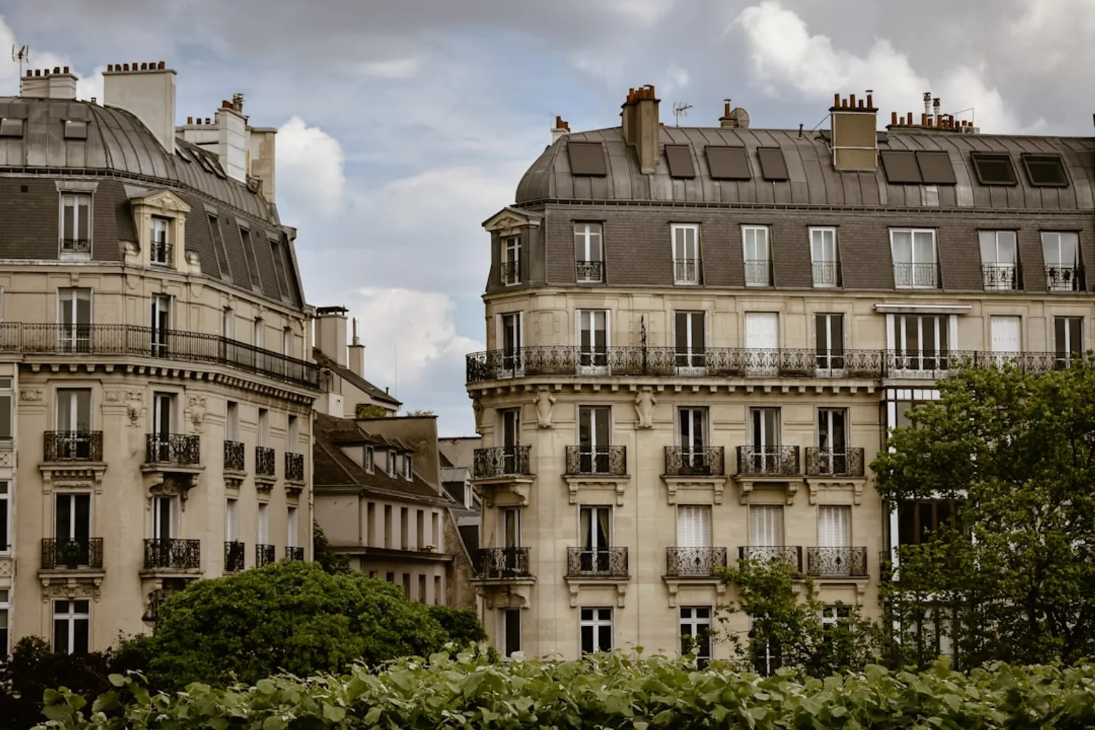 Katakomben von Paris Tickets: Online-Buchung versus Tageskasse im direkten Vergleich
