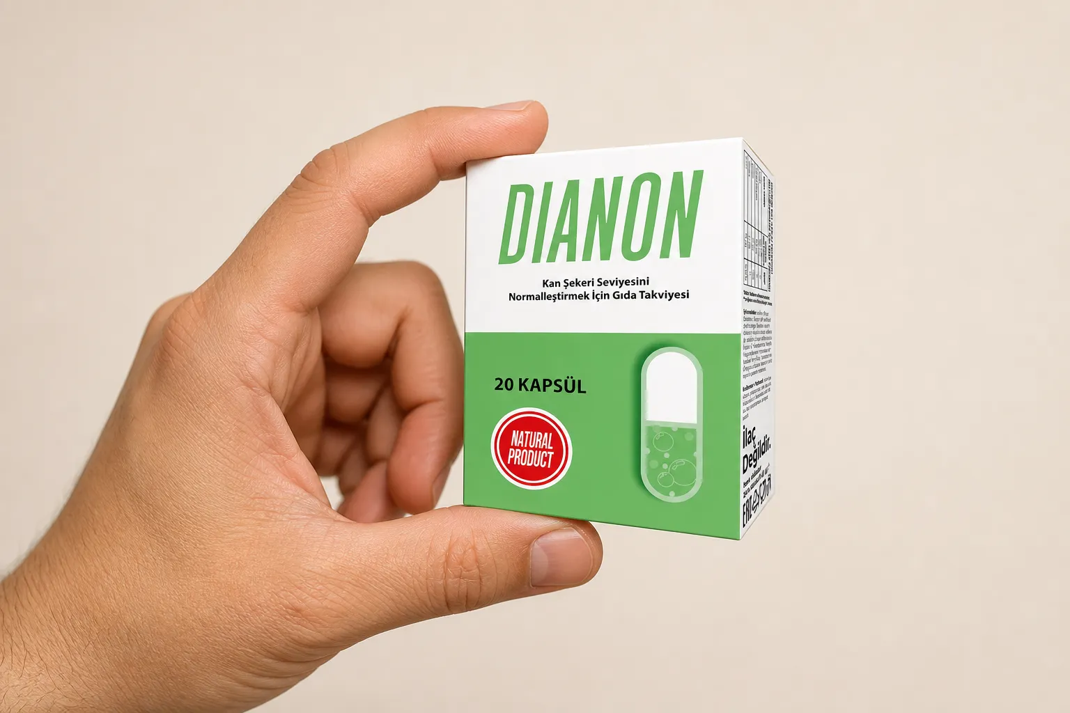 Dianon — Verpackung in der Hand