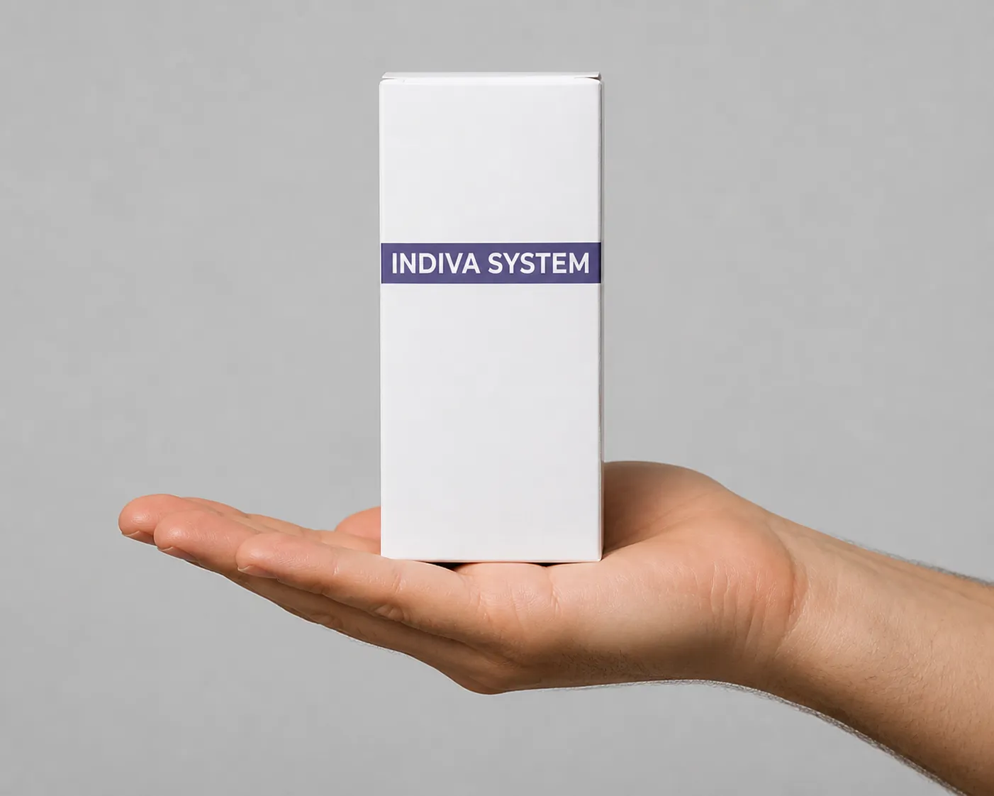 INDIVA SYSTEM EU — Verpackung in der Hand
