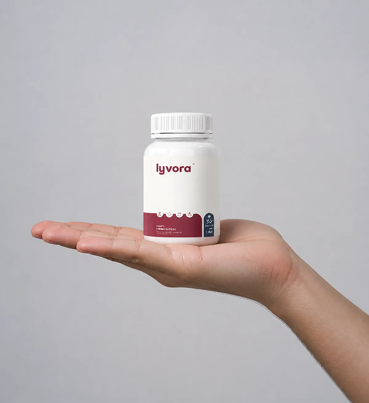 Lyvora HHCTC — Verpackung in der Hand