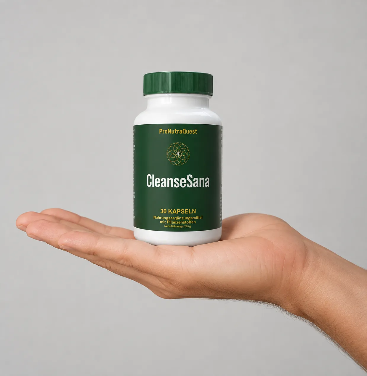 CleanseSana — Verpackung in der Hand
