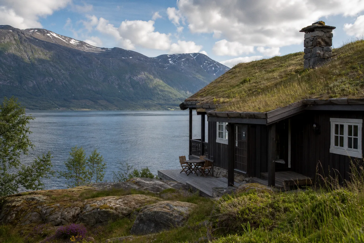 Urlaub in Norwegen: Warum Ferienhäuser an den Fjorden jetzt früher ausgebucht sind