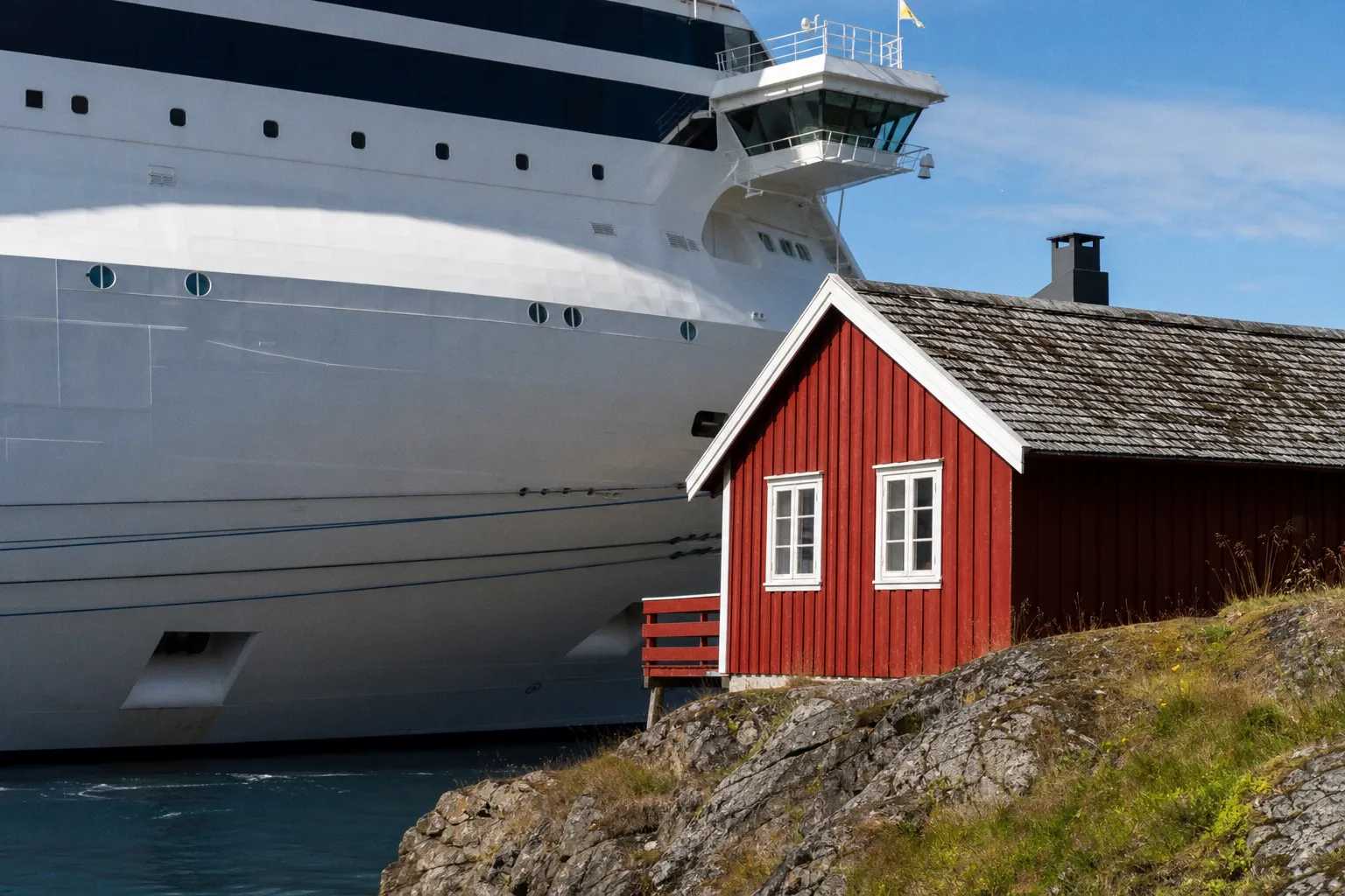 Wie neue Kreuzfahrtschiffe den Tourismus an Norwegens Küsten verändern